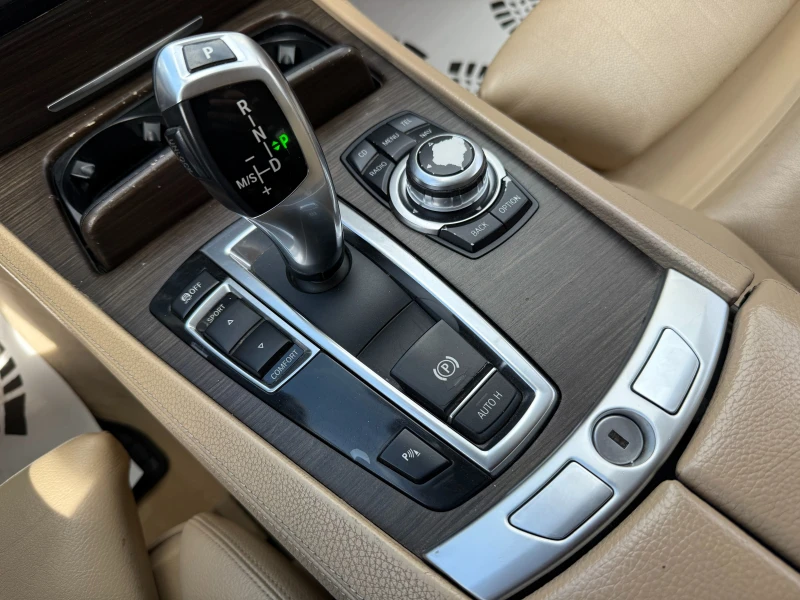 BMW 730 3.0d 245 к.с., снимка 12 - Автомобили и джипове - 49861557
