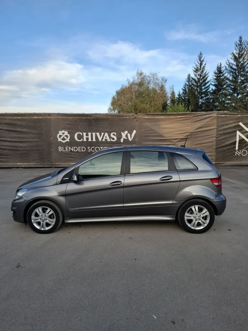 Mercedes-Benz B 180 FACELIFT 1.7i ГАЗ-БЕНЗИН BLUE EFFICIENCY , снимка 7 - Автомобили и джипове - 51510748