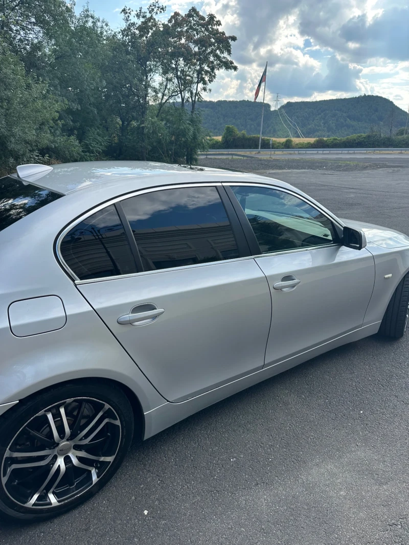 BMW 530, снимка 4 - Автомобили и джипове - 52089338