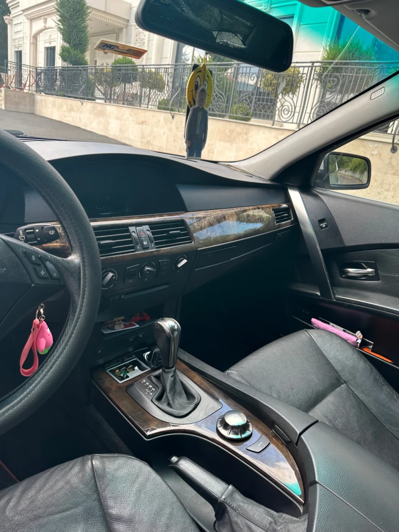 BMW 530, снимка 11 - Автомобили и джипове - 52089338