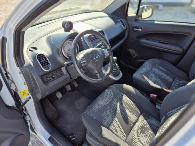 Opel Agila 1.0 ECO, снимка 12 - Автомобили и джипове - 52166218