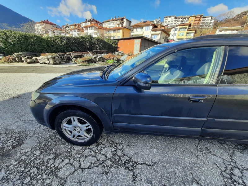Subaru Outback, снимка 2 - Автомобили и джипове - 52614920