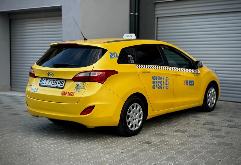 Hyundai I30, снимка 6 - Автомобили и джипове - 52723786