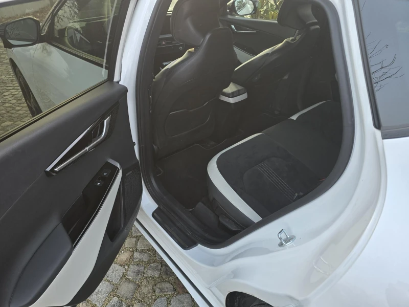 Kia EV6 GT-LINE 4x4 77, 4kWh LONG RANGE , снимка 10 - Автомобили и джипове - 52745302