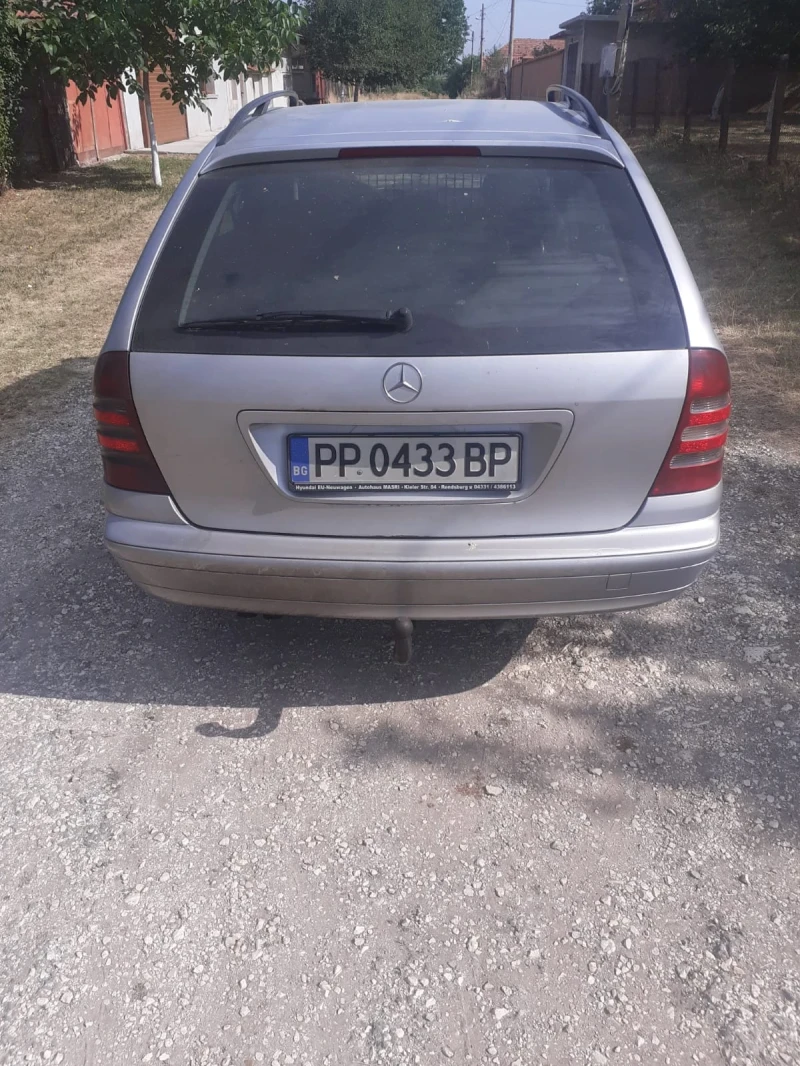 Mercedes-Benz C 220, снимка 7 - Автомобили и джипове - 52897567