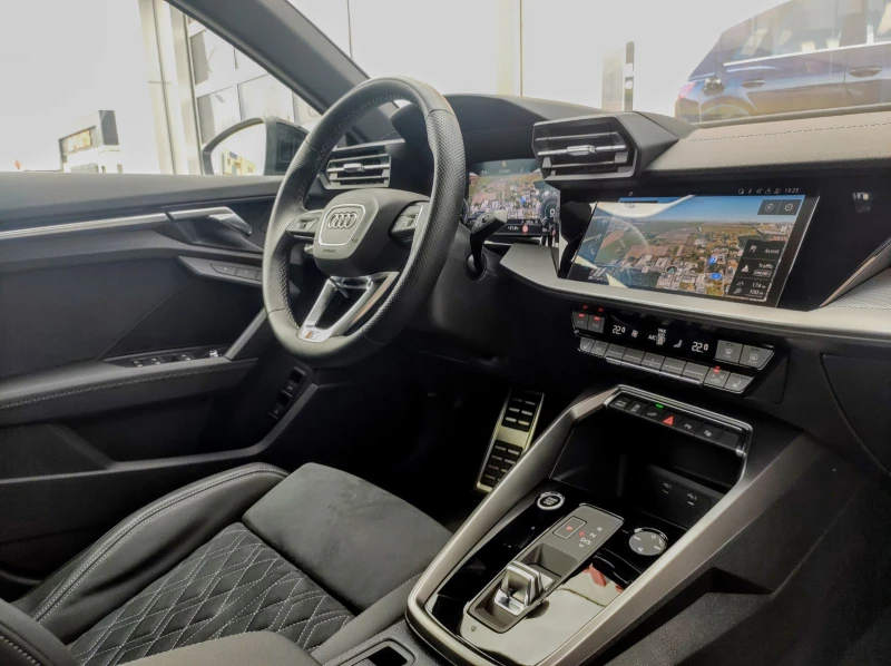 Audi A3 1.4 TFSIe, снимка 13 - Автомобили и джипове - 53131656