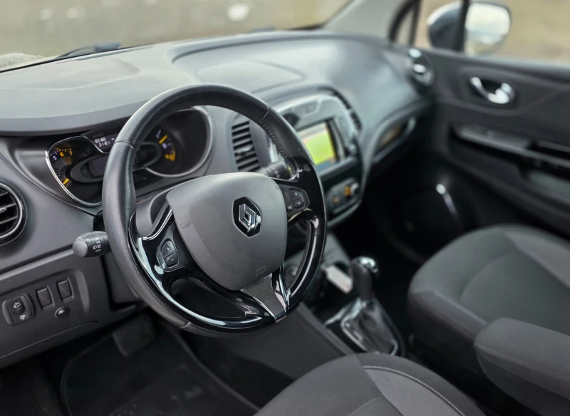 Renault Captur 1.2i AUTOMAT/KAMERA/NAVI/83000km!!!, снимка 7 - Автомобили и джипове - 53264111