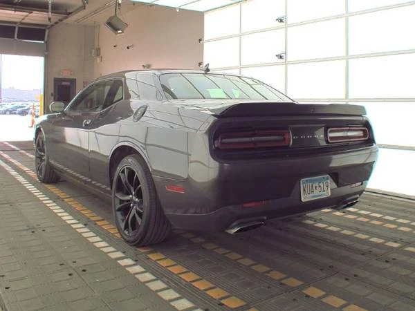 Dodge Challenger R/T, снимка 2 - Автомобили и джипове - 47832440