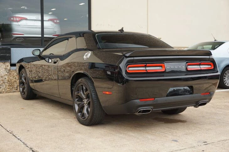 Dodge Challenger SXT Plus * CARFAX* * АвтоКредит* (ЦЕНА ДО БГ), снимка 3 - Автомобили и джипове - 52749012