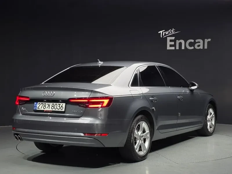 Audi A4 2.0 TDI, снимка 2 - Автомобили и джипове - 54144360