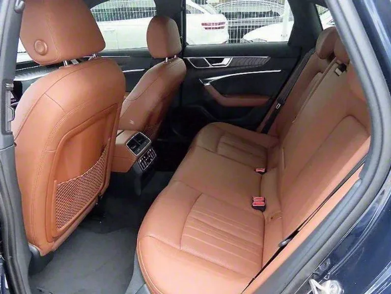 Audi A6 2.0 TFSI, снимка 6 - Автомобили и джипове - 55084432