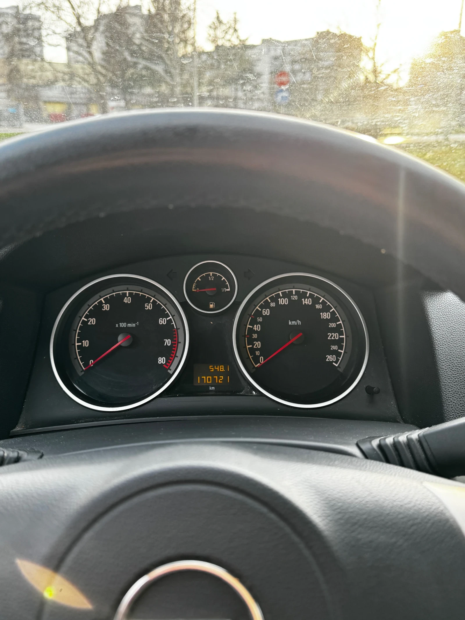Opel Astra 1.6 GTC - изображение 9