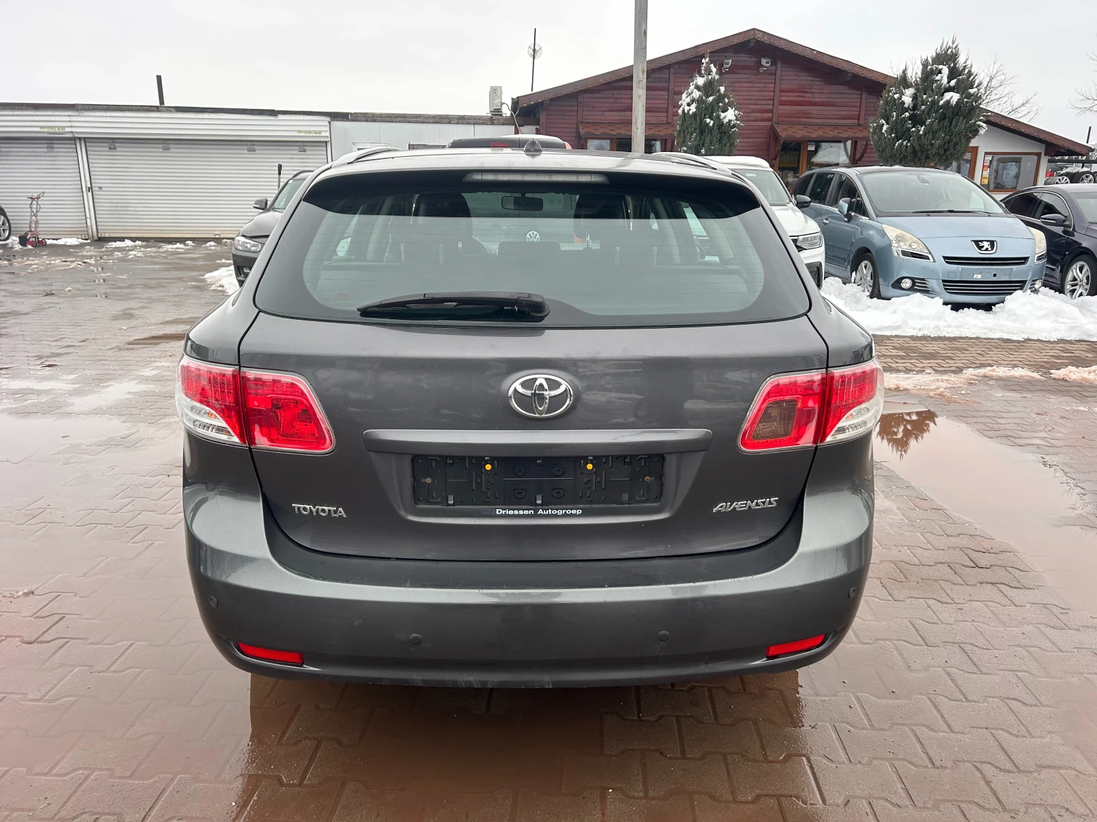 Toyota Avensis 2.0D4-D NAVI EURO 5 - изображение 7