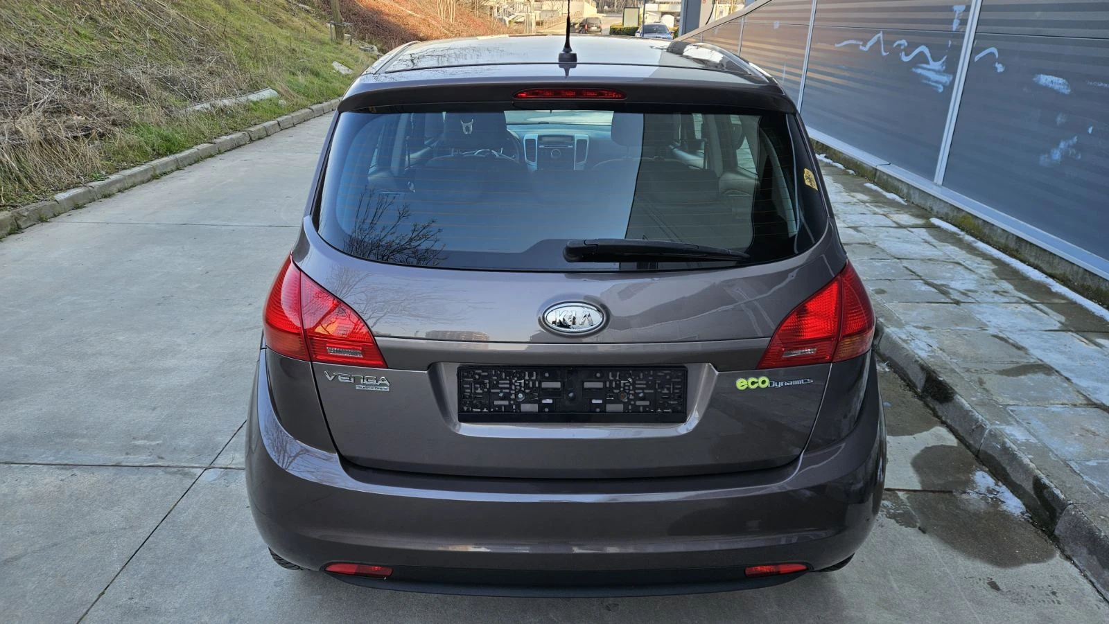 Kia Venga 1.4 CRDI - изображение 4