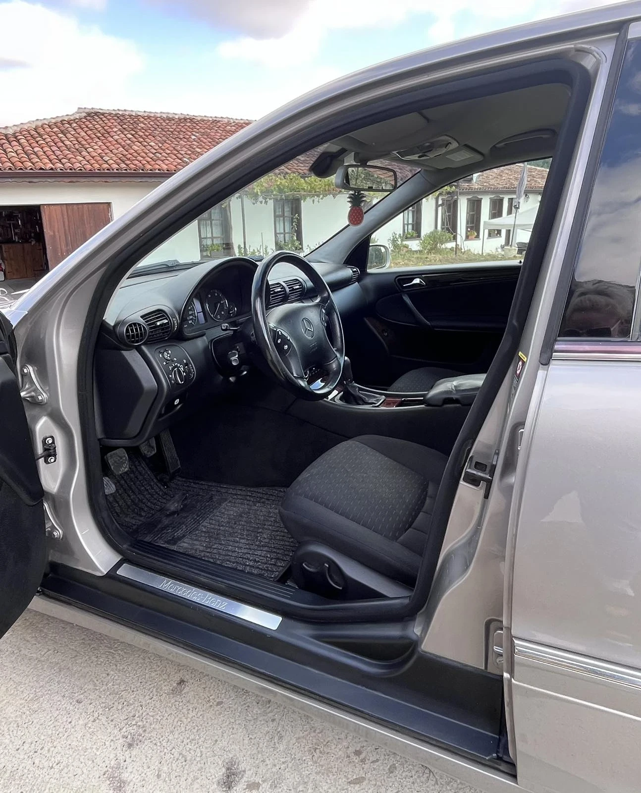 Mercedes-Benz C 220 C 200 2.2CDI - изображение 6