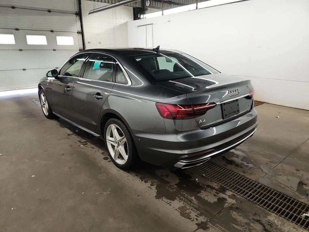 Audi A4 * PROGRESSIV * CARFAX *  - изображение 4