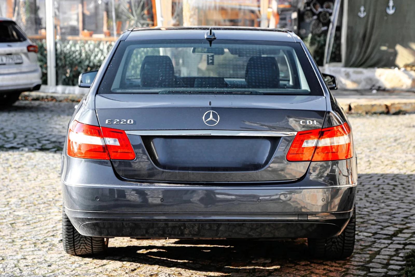 Mercedes-Benz E 220 ELEGANT  - изображение 6