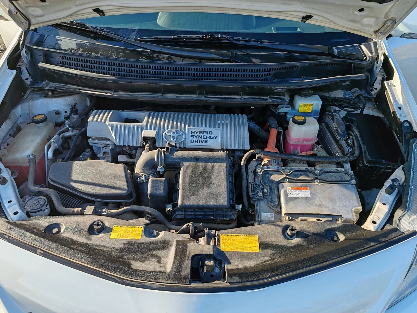 Toyota Prius  - изображение 8