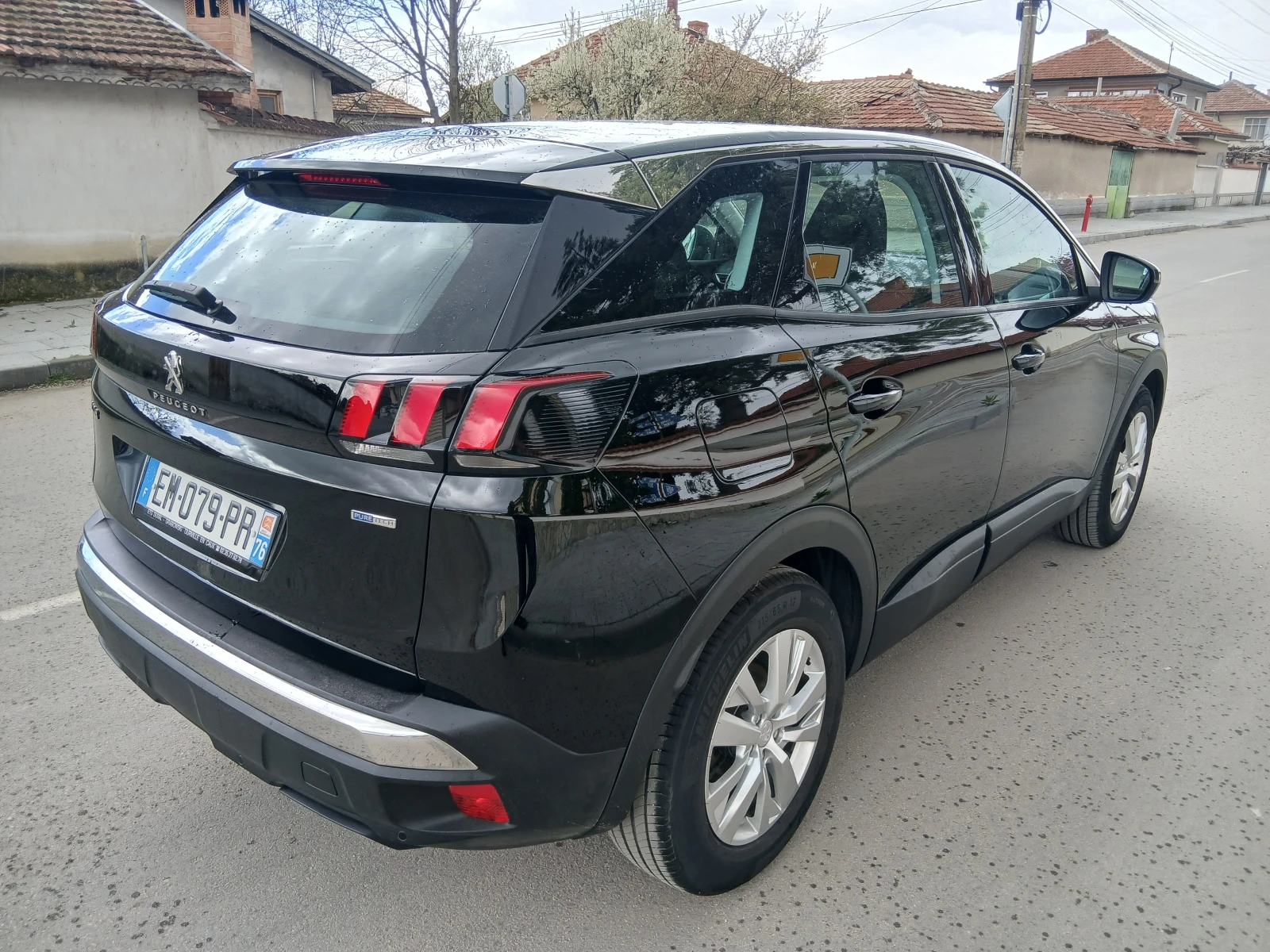 Peugeot 3008 1.2 PureTech Active ПЪЛНА СЕРВИЗНА ИСТОРИЯ, снимка 5 - Автомобили и джипове - 53405403