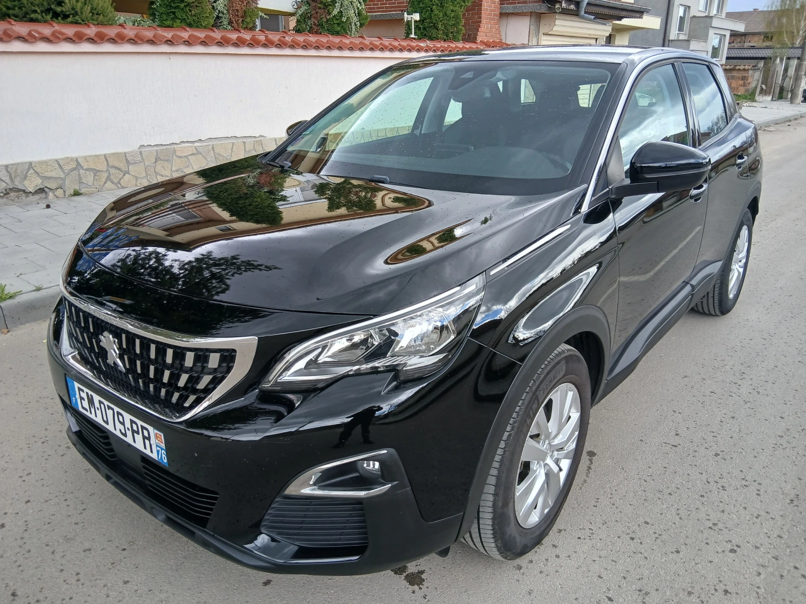 Peugeot 3008 1.2 PureTech Active ПЪЛНА СЕРВИЗНА ИСТОРИЯ