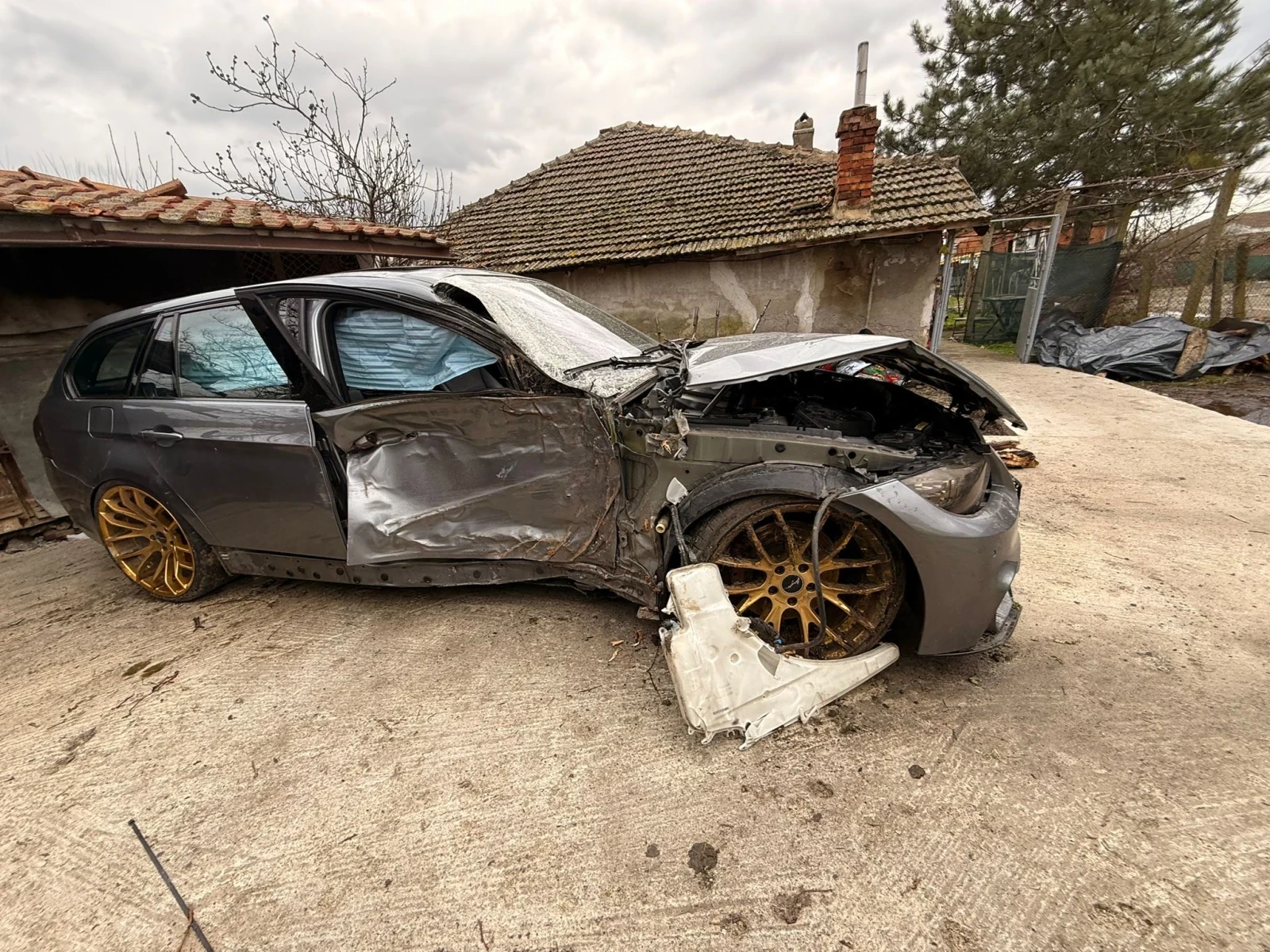 BMW 330, снимка 8 - Автомобили и джипове - 53838025