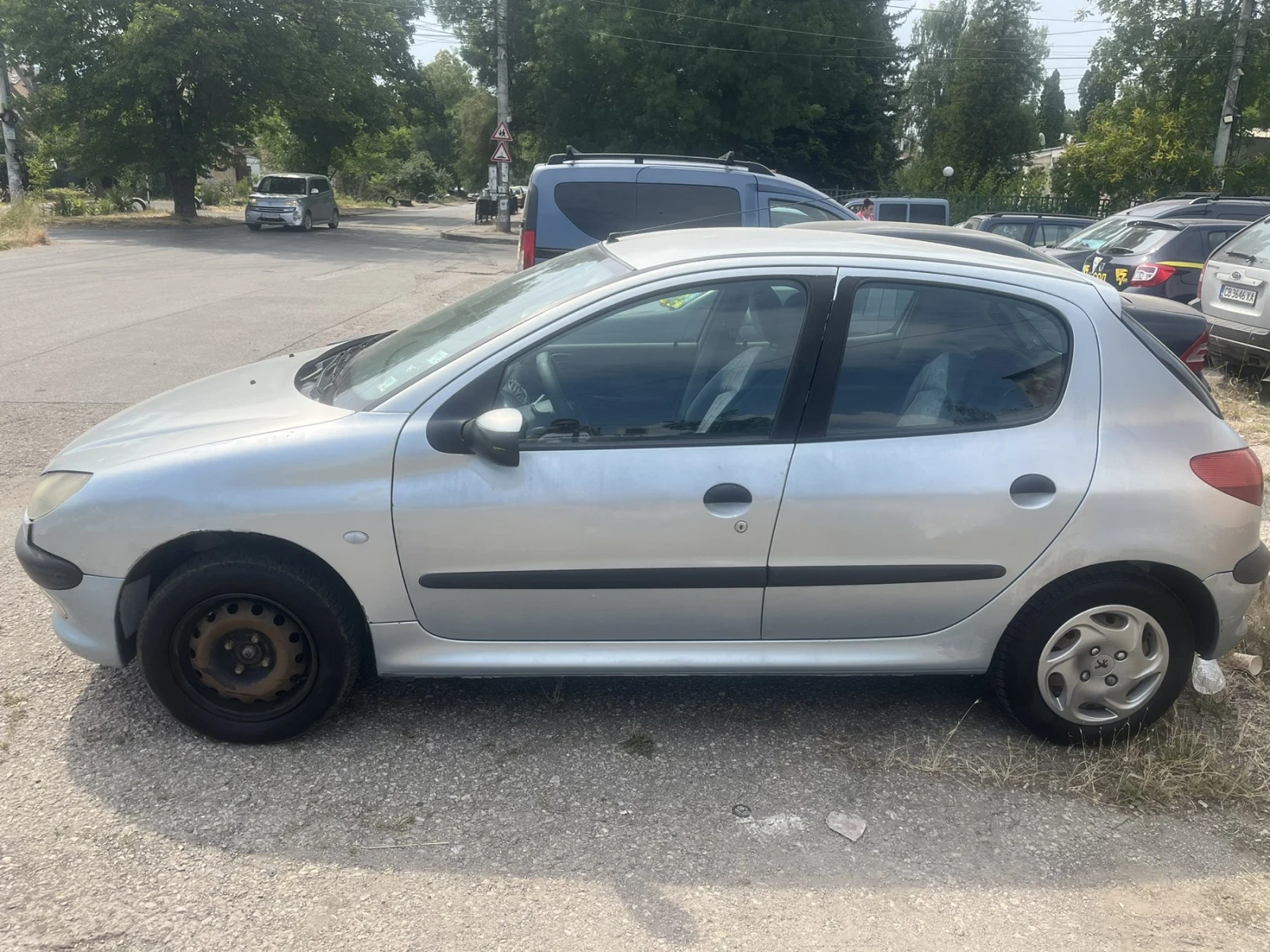 Peugeot 206, снимка 2 - Автомобили и джипове - 53894372