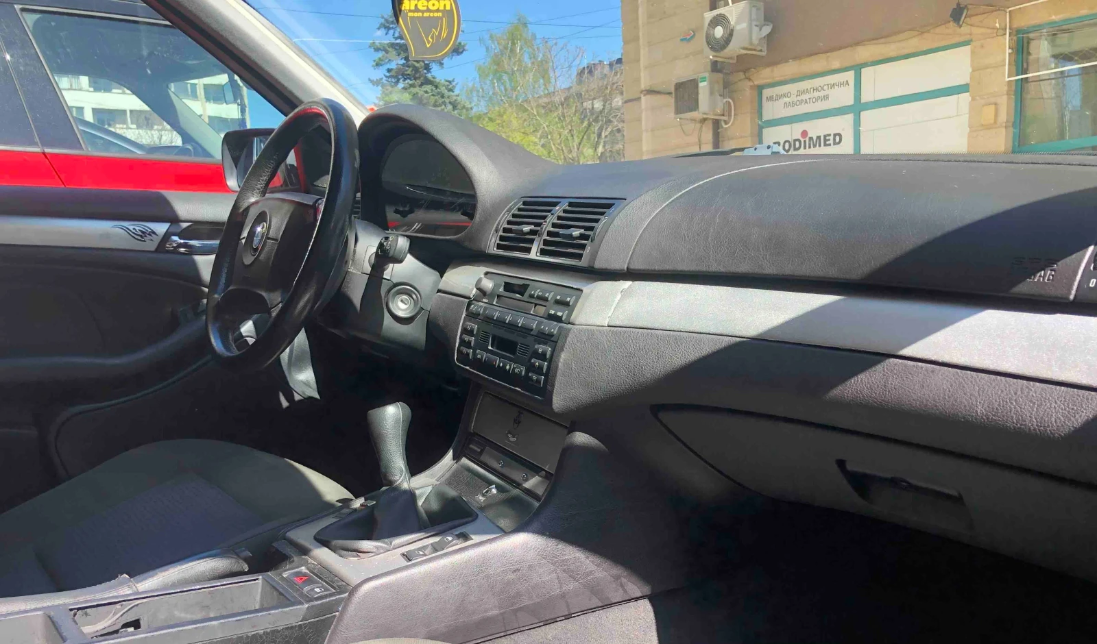 BMW 320, снимка 9 - Автомобили и джипове - 54020064