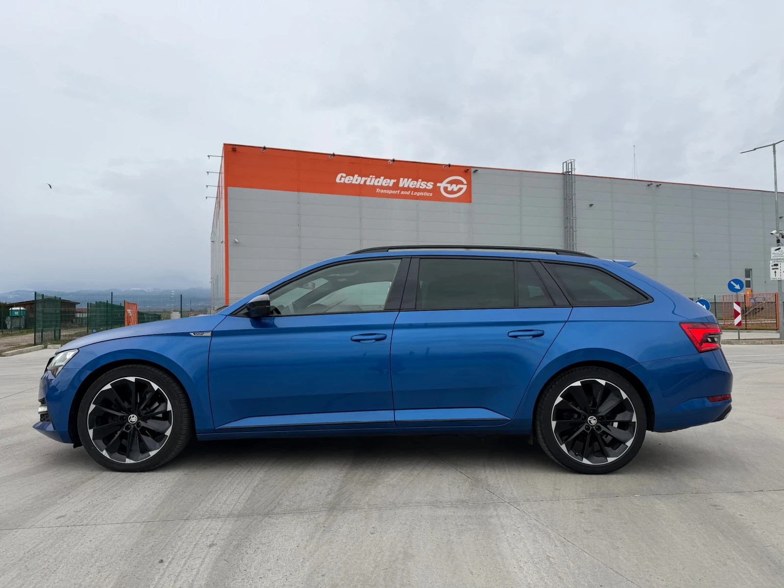 Skoda Superb 2.0TDI Germany, снимка 4 - Автомобили и джипове - 54033725