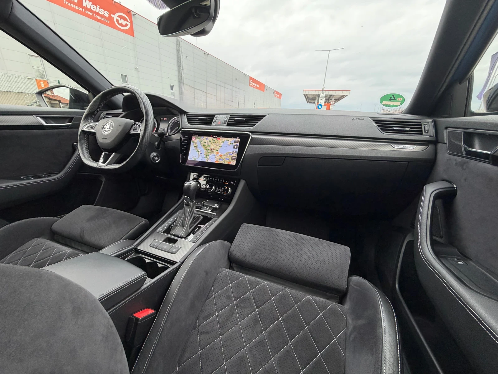 Skoda Superb 2.0TDI Germany, снимка 13 - Автомобили и джипове - 54033725