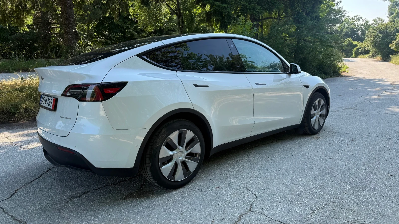Tesla Model Y LONG RANGE DUAL MOTOR AWD, снимка 5 - Автомобили и джипове - 54422428