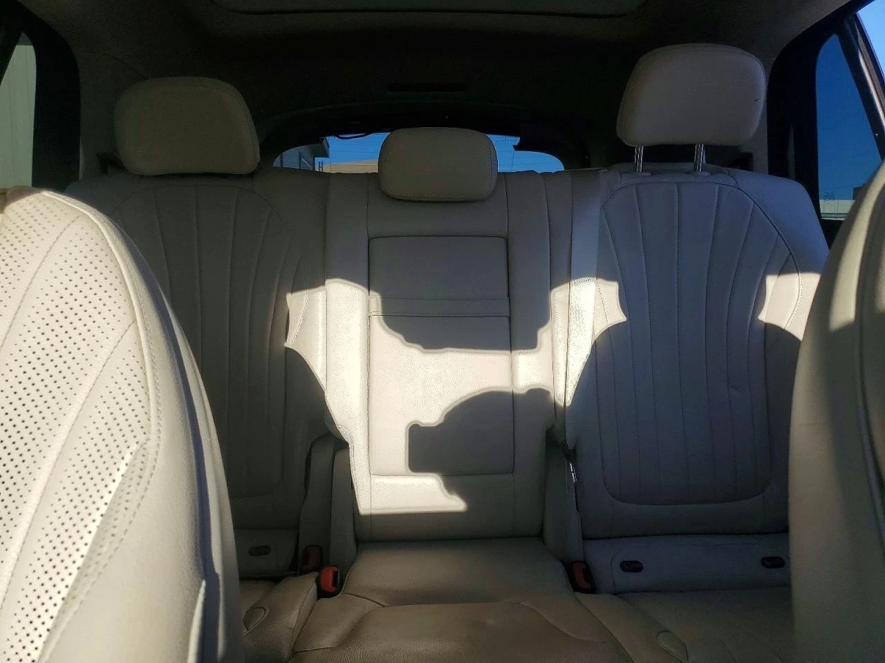 Mercedes-Benz EQS Suv 450 4Matic, снимка 10 - Автомобили и джипове - 54558044