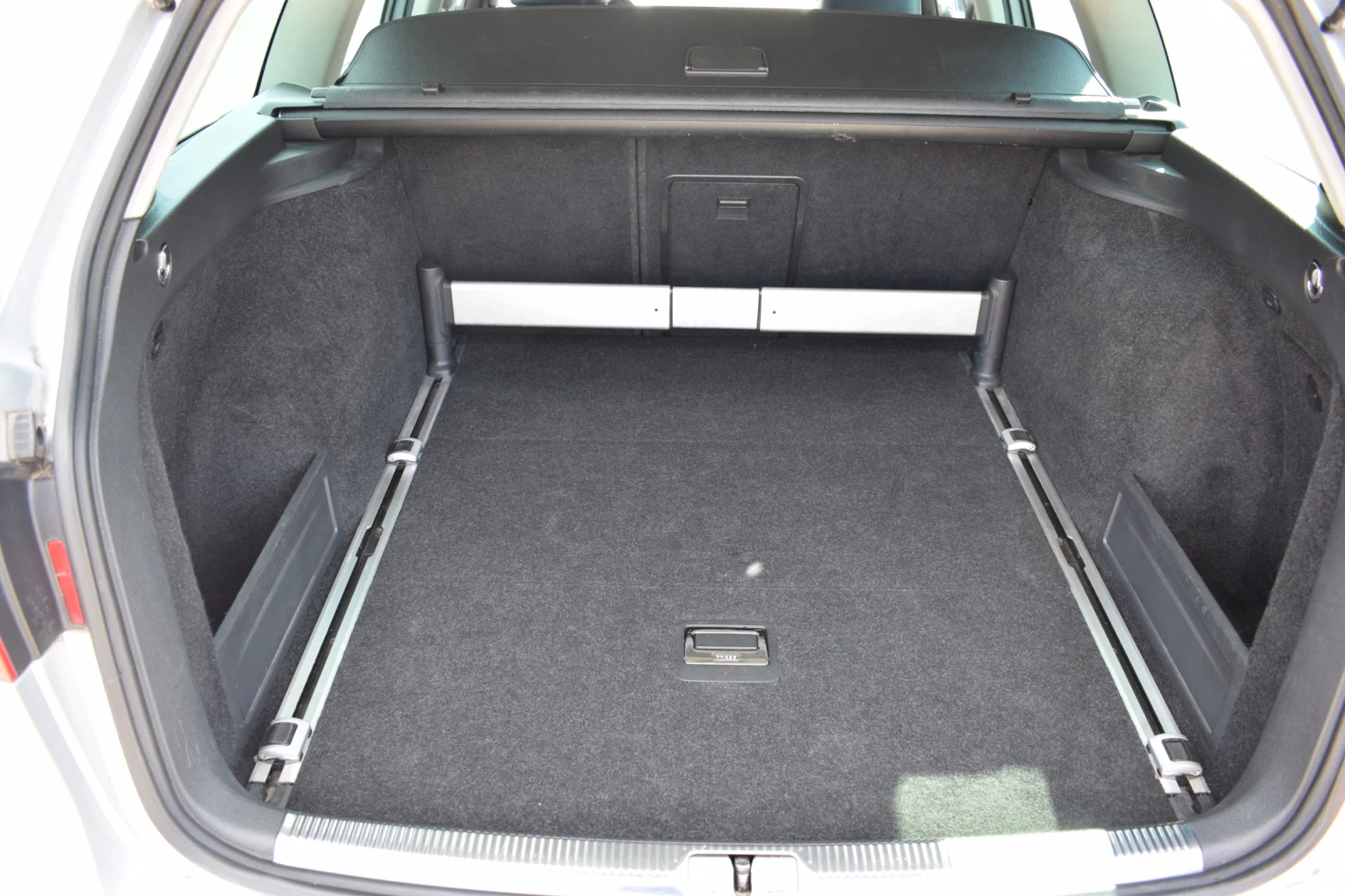 VW Passat 2.0 TDI Comman Rail, снимка 9 - Автомобили и джипове - 54958180