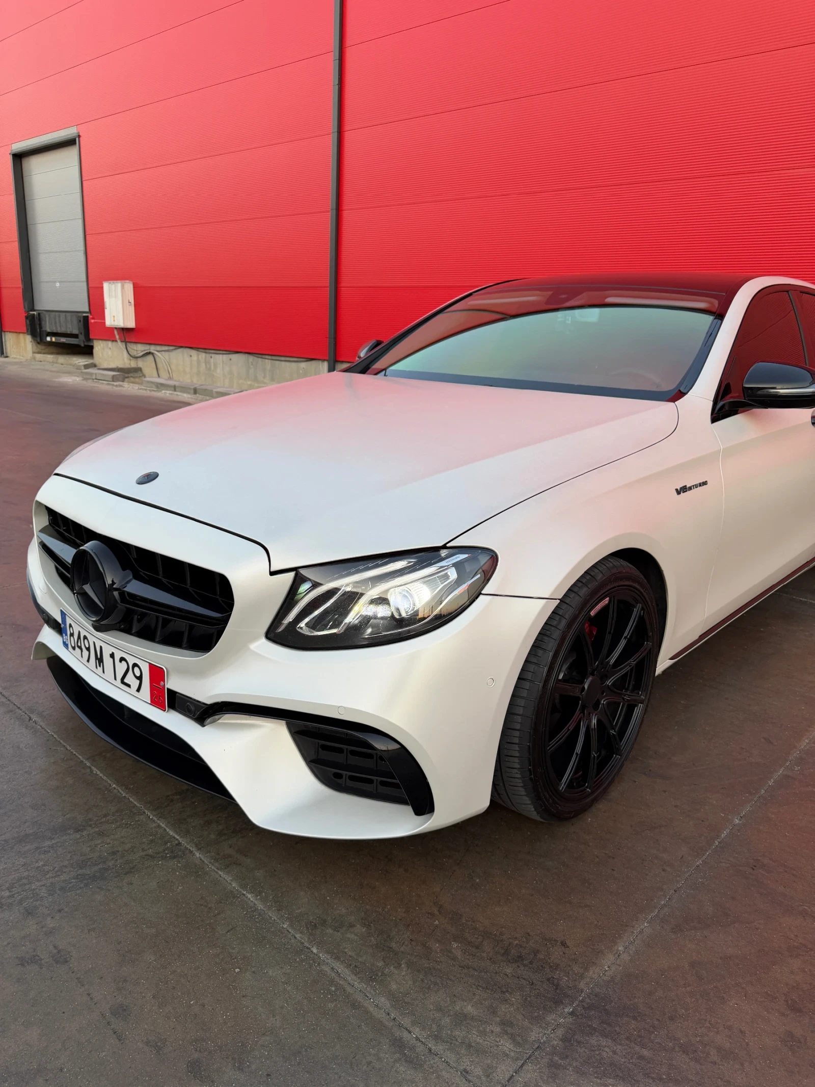 Mercedes-Benz E 220 AMG pack 6.3, снимка 16 - Автомобили и джипове - 55128819