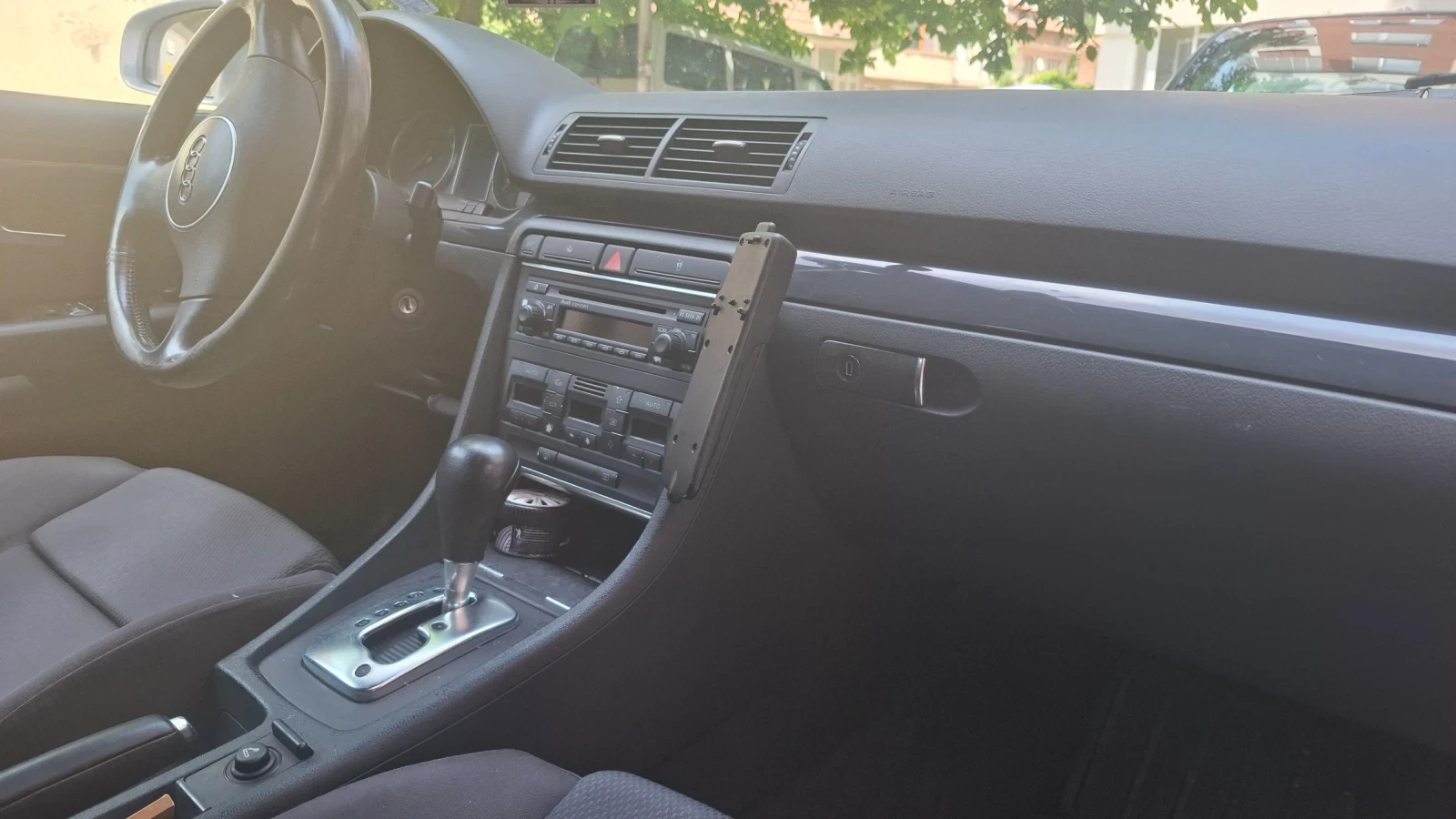 Audi A4 1.8T 163hp, снимка 12 - Автомобили и джипове - 55339914