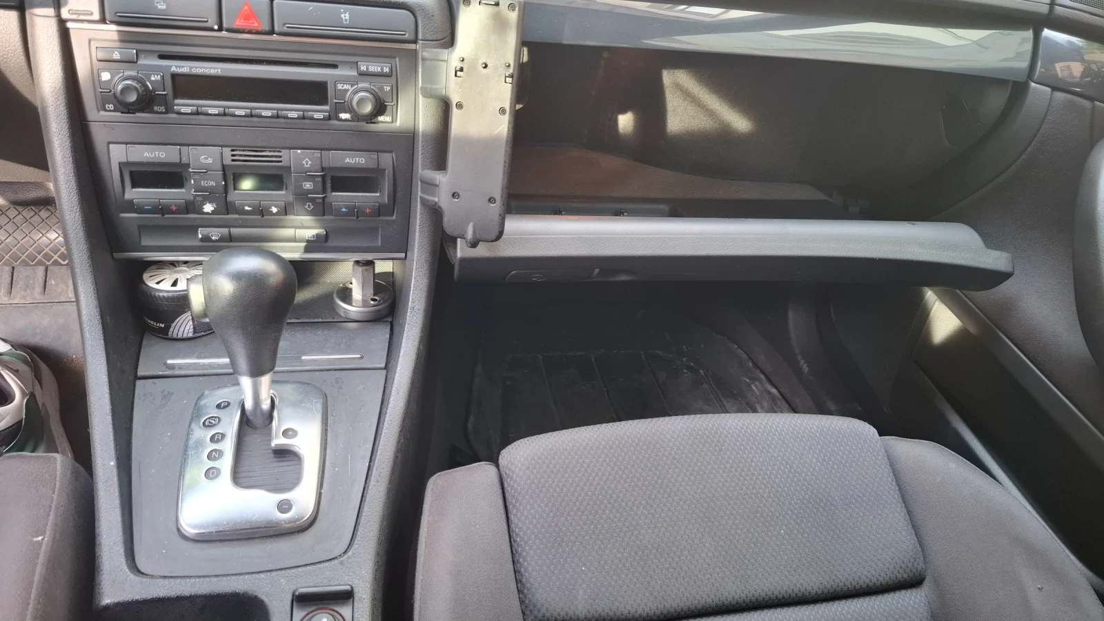 Audi A4 1.8T 163hp, снимка 5 - Автомобили и джипове - 55339914