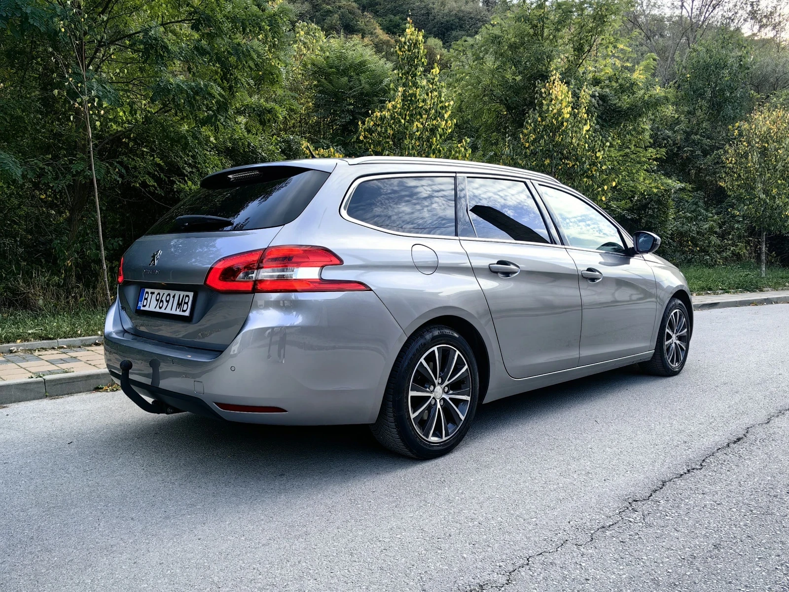 Peugeot 308 1.2 LED PANORAMA, снимка 3 - Автомобили и джипове - 55565182