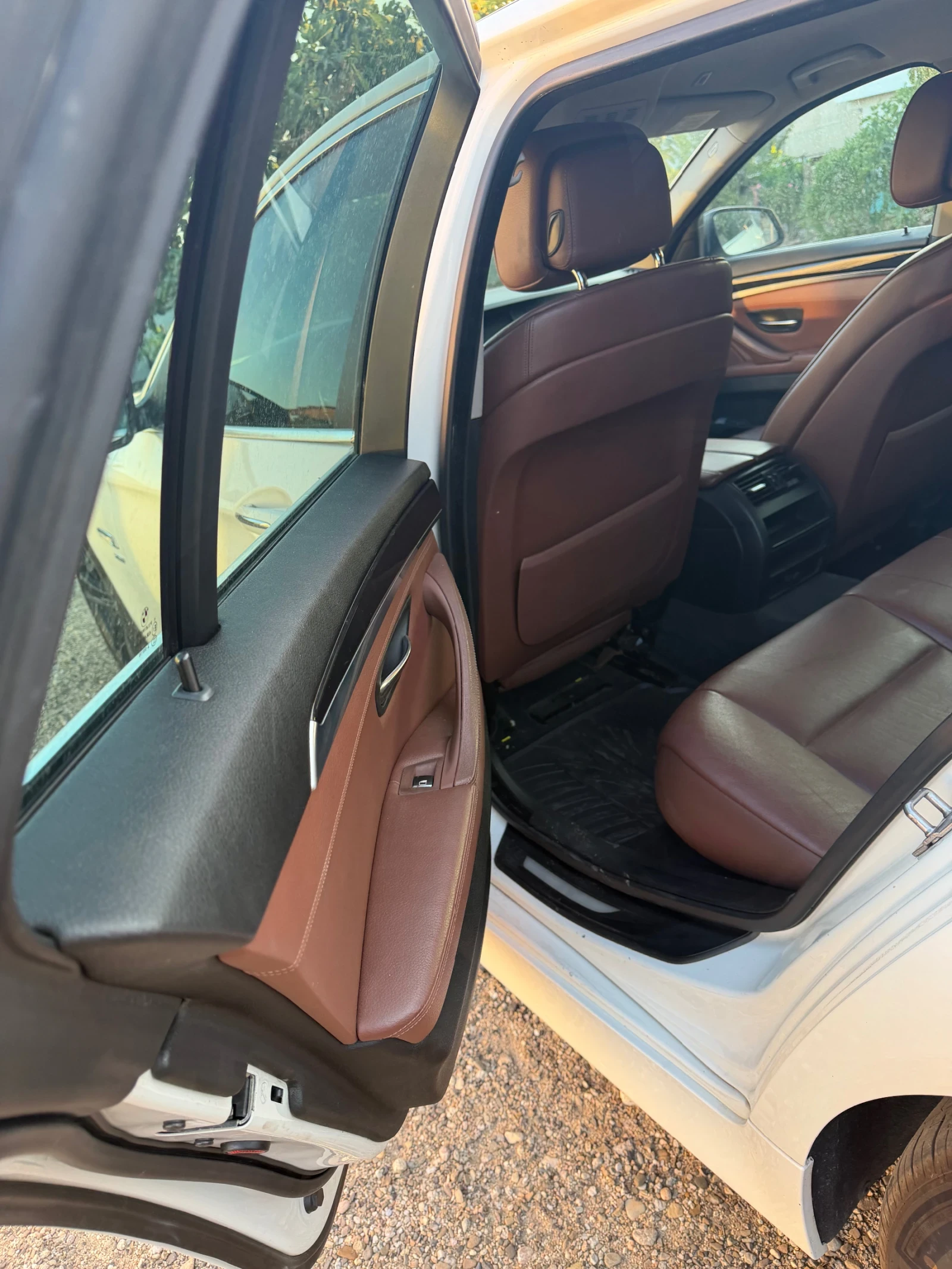 BMW 530 Xdrive , снимка 9 - Автомобили и джипове - 55774697