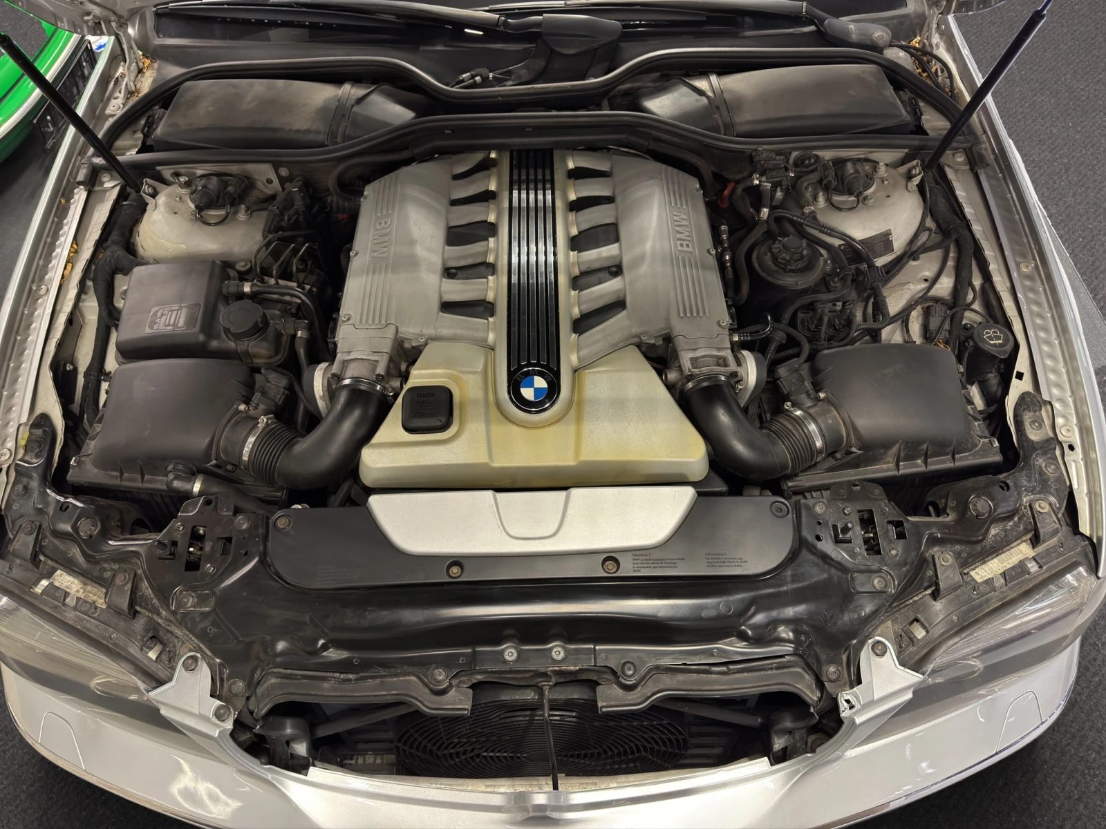 BMW 760 i, снимка 16 - Автомобили и джипове - 55988262