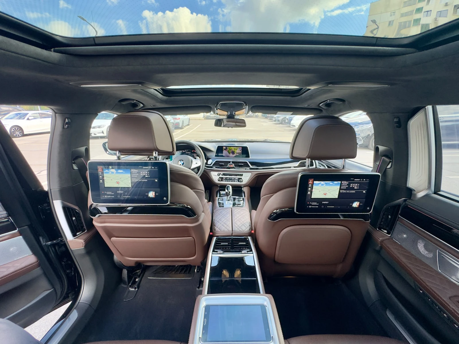 BMW 760 Li V12 xDrive , снимка 13 - Автомобили и джипове - 56208347