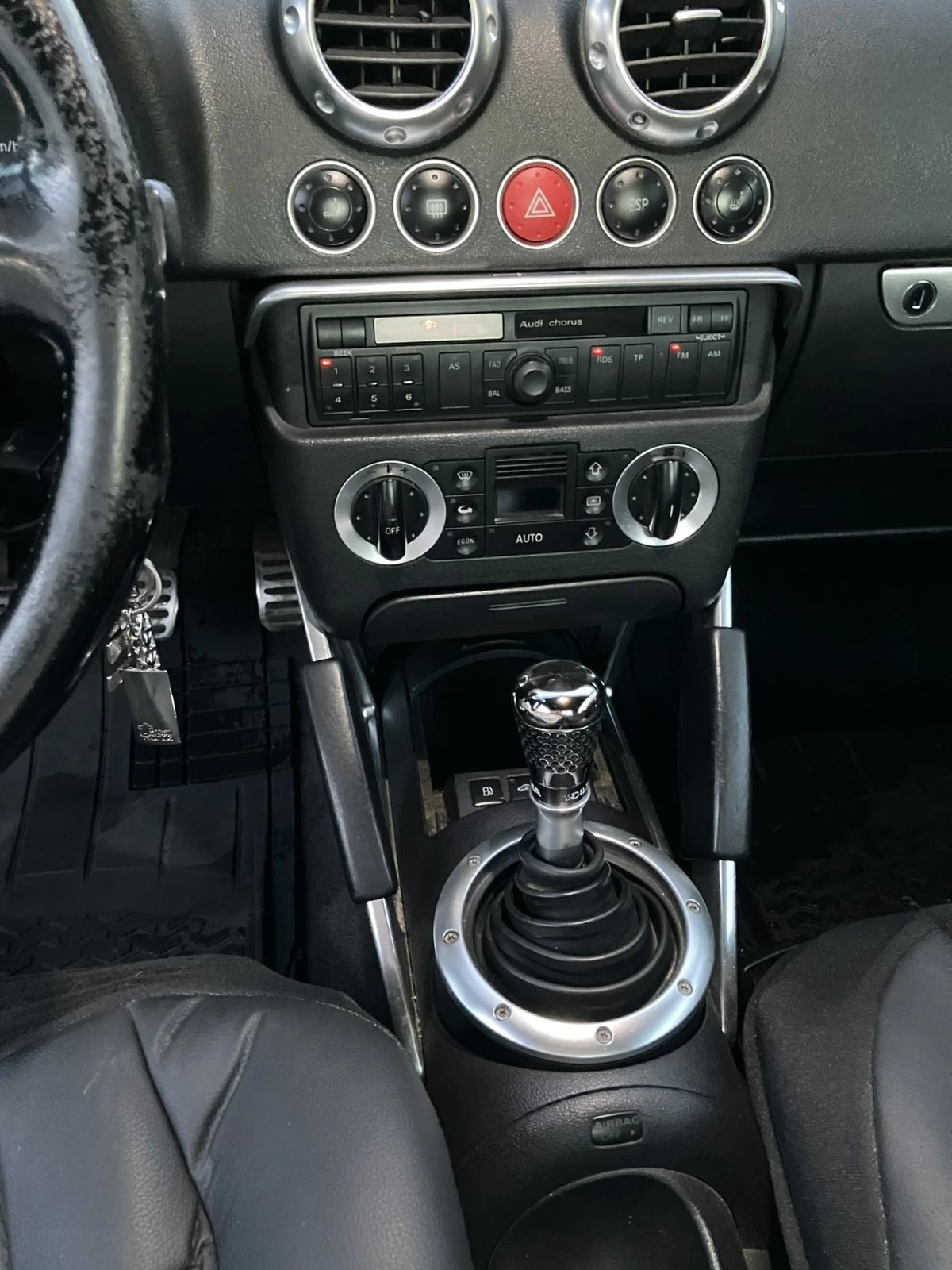 Audi Tt, снимка 8 - Автомобили и джипове - 56239105