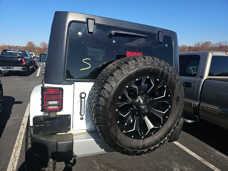 Jeep Wrangler Unlimited Sahara* , снимка 6 - Автомобили и джипове - 52498611