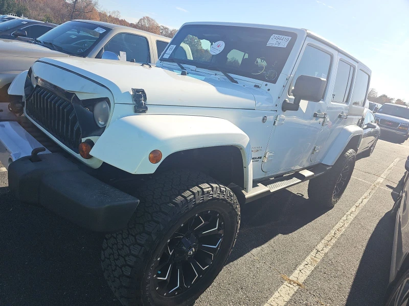 Jeep Wrangler Unlimited Sahara* , снимка 2 - Автомобили и джипове - 52498611