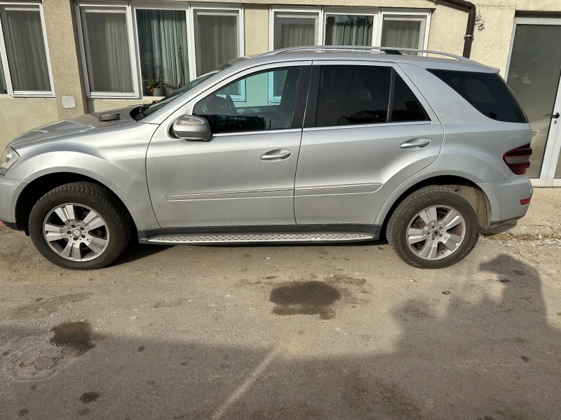 Mercedes-Benz ML 320, снимка 2 - Автомобили и джипове - 52538142