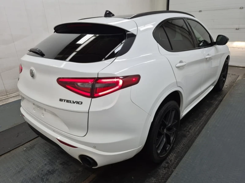 Alfa Romeo Stelvio * TI SPORT * CARFAX * ЦЕНА ДО БГ, снимка 4 - Автомобили и джипове - 53395404