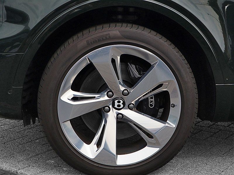 Bentley Bentayga V8/ LONG/ FIRST EDITION/AZURE/4-SEATS/ NAIM/ PANO/, снимка 8 - Автомобили и джипове - 43624853