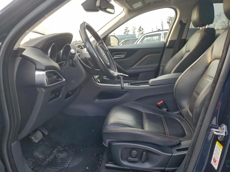 Jaguar F-PACE 2.0L 4 All wheel drive, снимка 13 - Автомобили и джипове - 53570820