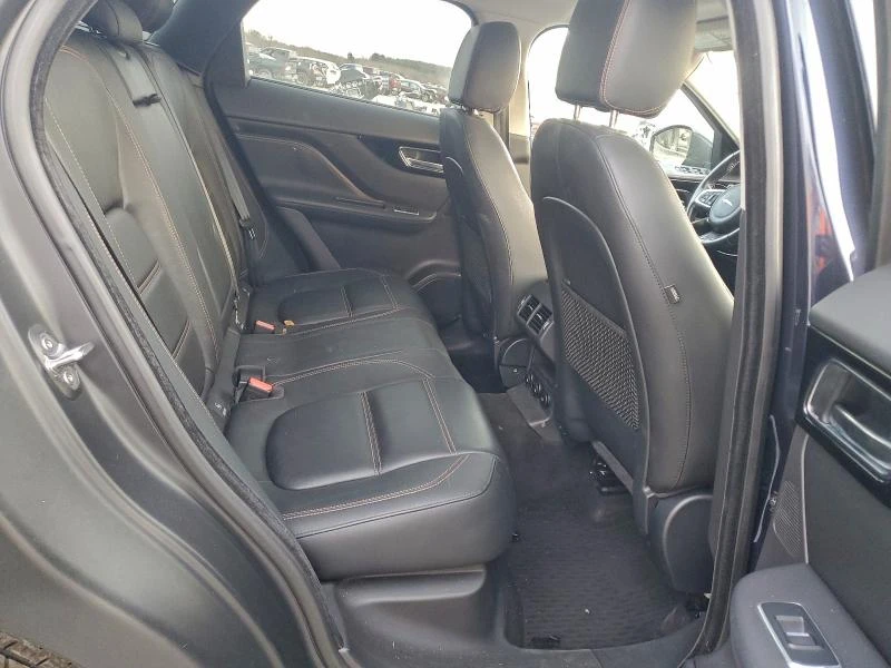 Jaguar F-PACE 2.0L 4 All wheel drive, снимка 3 - Автомобили и джипове - 53570820