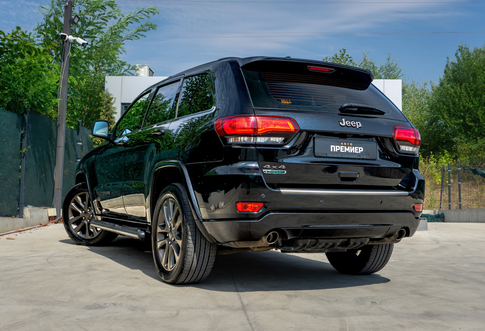 Jeep Grand cherokee 75th Anniversary-4x4-6М Гаранция - РЕАЛНИ КМ! - изображение 5