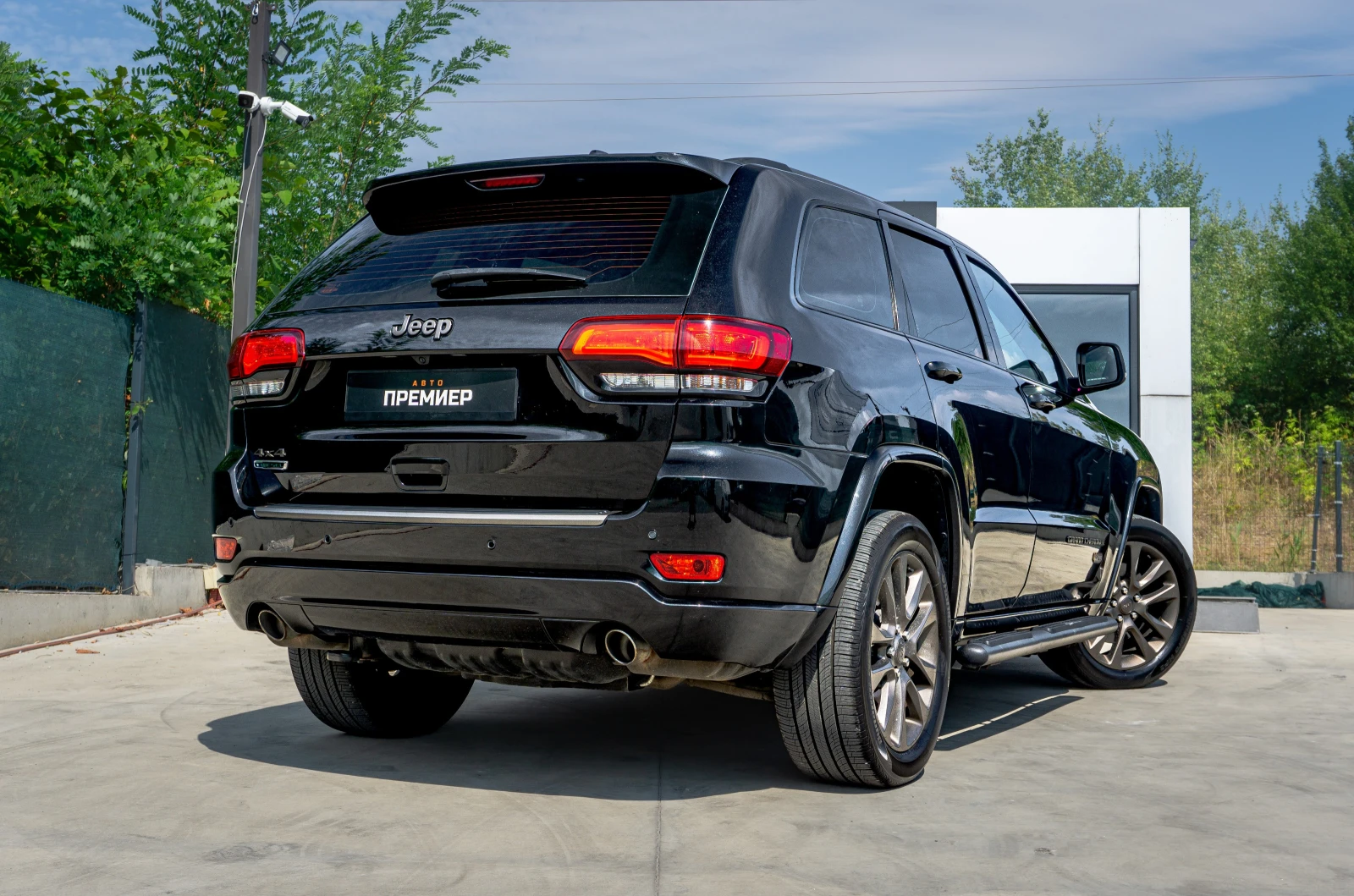 Jeep Grand cherokee 75th Anniversary-4x4-6М Гаранция - РЕАЛНИ КМ! - изображение 4