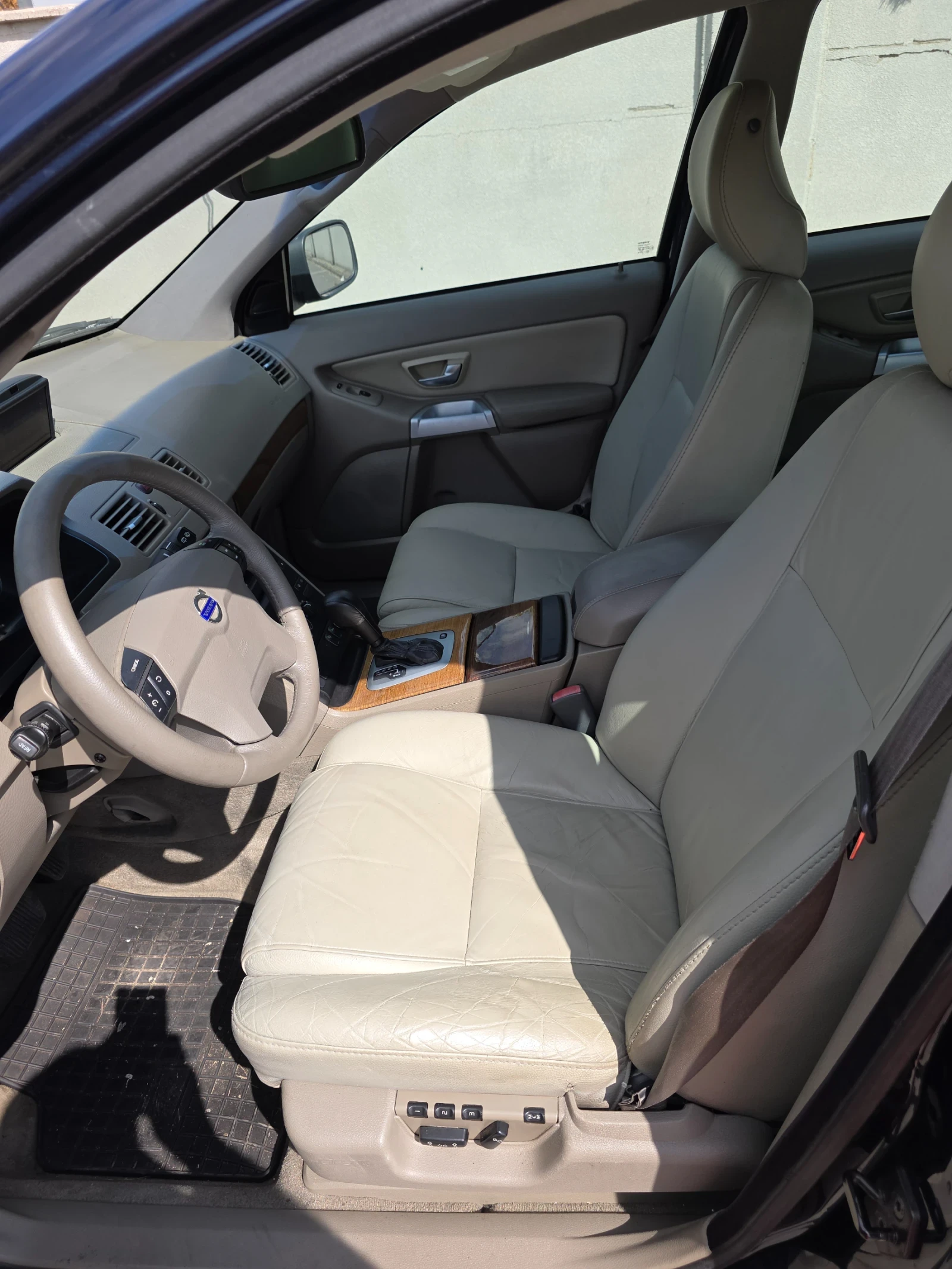 Volvo Xc90 2.5T - изображение 8